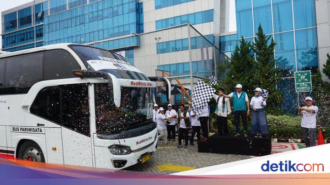 Keeping BUMN Jasa Survei Berangkatkan Ratusan Pemudik ke Semarang-Surabaya