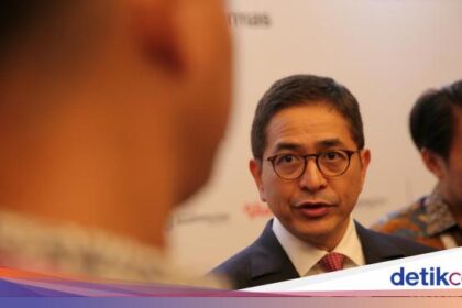 Singgung Sektor Tekstil Berat, Bos Kadin Minta Pengusaha Terbuka soal THR