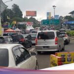 Jalan Raya Puncak One Way, Kendaraan Arah Jakarta Disetop Sementara