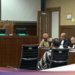 SYL ke Eks Ajudan di Persidangan: Panji Lihat Sini, Saya Bapakmu! | FBS ForexBitcoinStock