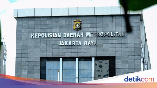 Forexbitcoinstock.com: Seteru Farhat Abbas dan Denny Sumargo Berbuntut Saling Lapor Polisi