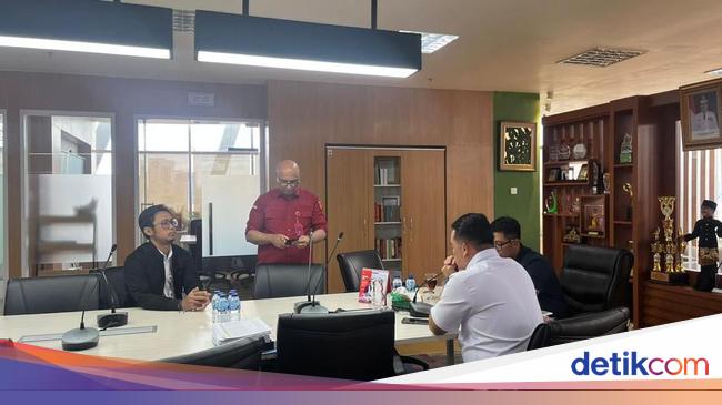 Forexbitcoinstock.com: Kadis Kebudayaan Jakarta Dinonaktifkan Usai Kantor Digeledah Kejati