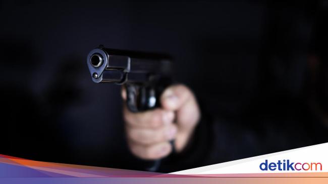 Forexbitcoinstock.com: Kasat Reskrim Hilang Usai Polisi Kontak Tembak dengan KKB di Bintuni