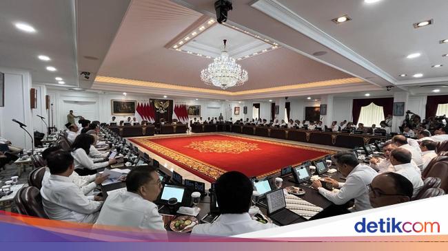 Forexbitcoinstock.com: Prabowo Gelar Sidang Kabinet Sore Ini, Para Wamen Ikut Perdana