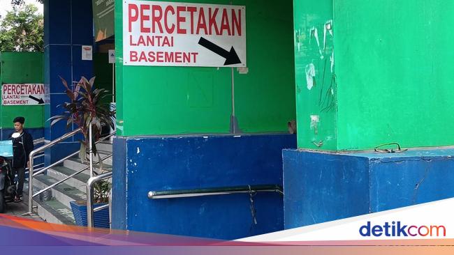 Forexbitcoinstock.com: Suramnya Pusat Percetakan di Pasar Tebet, Lorong-lorong Sepi Bak Kuburan! – FBS International substitute Bitcoin Stock