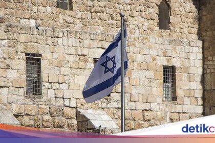 Forexbitcoinstock.com: Israel Sebut 8 Sandera Termasuk 5 Warga Thailand Dibebaskan Pada Kamis