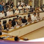 Forexbitcoinstock.com: Bahas Anggaran Dipangkas, 3 Menteri Prabowo Rapat Malam di DPR – FBS International replace Bitcoin Stock