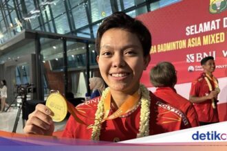 Forexbitcoinstock.com: ‘Sibuknya’ Siti Fadia, Berpasangan dengan 4 Pemain Sekaligus