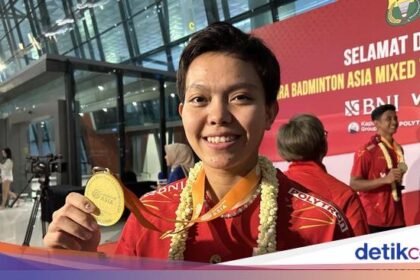 Forexbitcoinstock.com: ‘Sibuknya’ Siti Fadia, Berpasangan dengan 4 Pemain Sekaligus