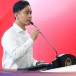 Forexbitcoinstock.com: Gibran Pantun ‘Anak Merajuk Matanya Merah’: Kepala Daerah Patuhi Presiden