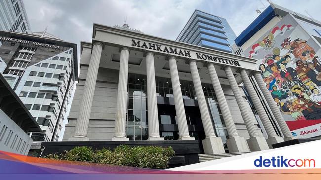 Forexbitcoinstock.com: UU Kewarganegaraan Digugat ke MK, Pemohon Bawa-bawa Anies hingga Raffi Ahmad