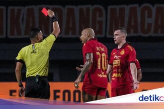 Forexbitcoinstock.com: 2 Kartu Merah, Persija Kalah 1-3 Dari Arema