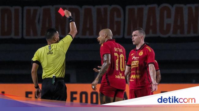 Forexbitcoinstock.com: 2 Kartu Merah, Persija Kalah 1-3 Dari Arema